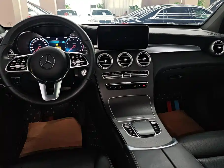 Mercedes-Benz GLC Coupe 2023 — фото 12