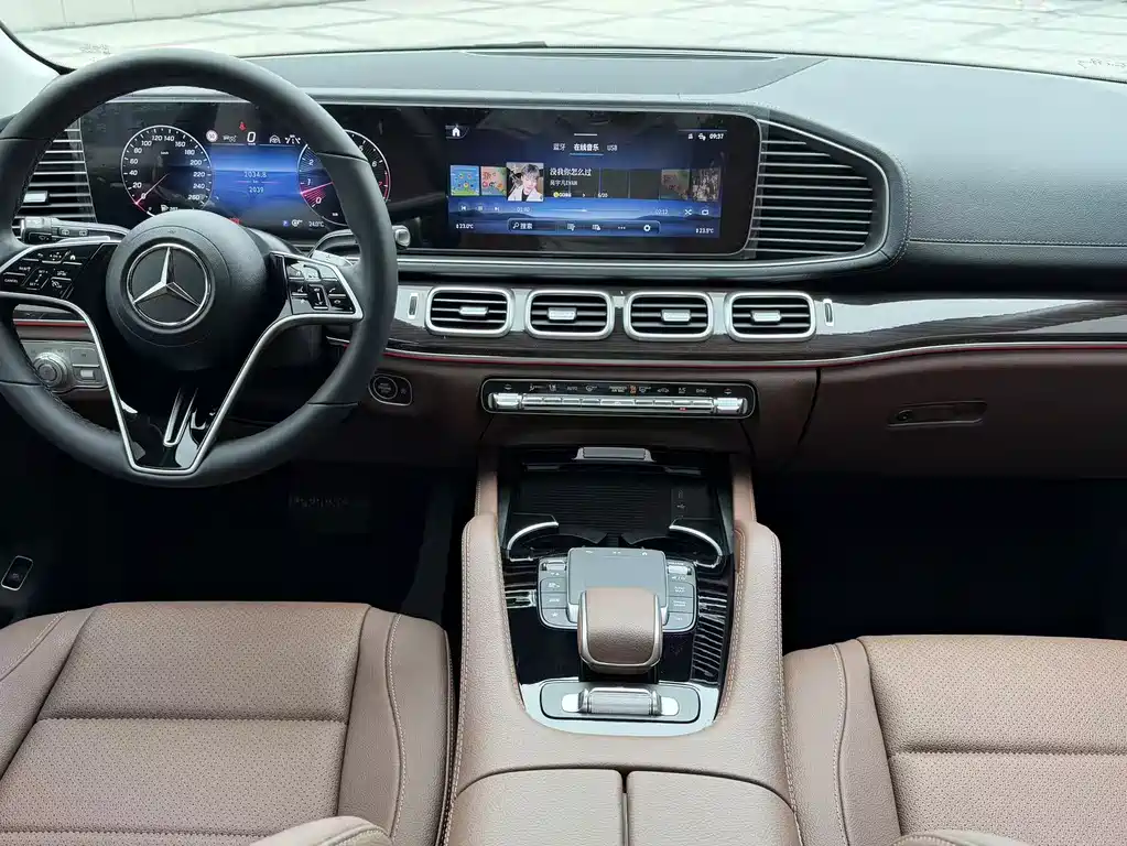 Mercedes-Benz GLE 2026 — фото 10