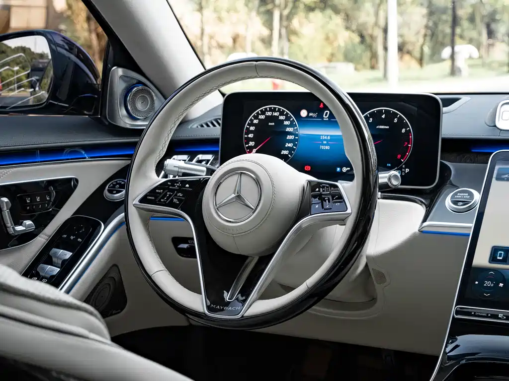 Mercedes-Benz Maybach S-Class 2021 — фото 12