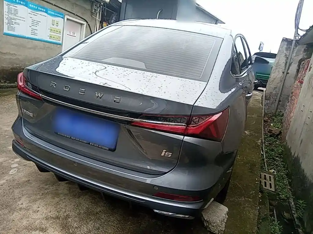 Roewe i5 2025