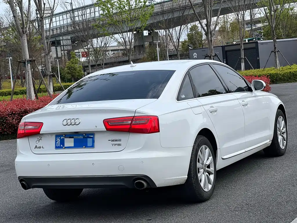 Audi A6L 2015 — фото 6