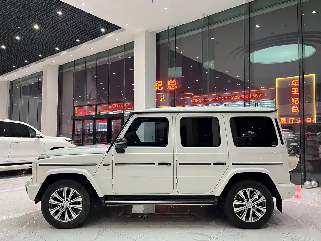 Mercedes-Benz G-Class 2019 — фото 10