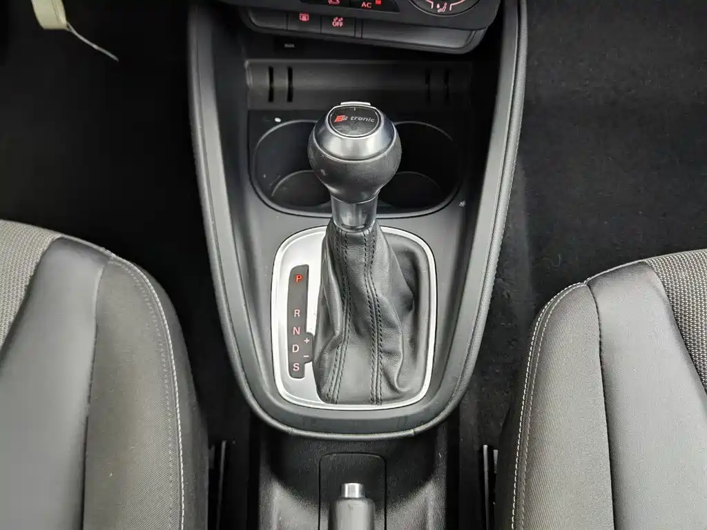 Audi A1 2013 — фото 13