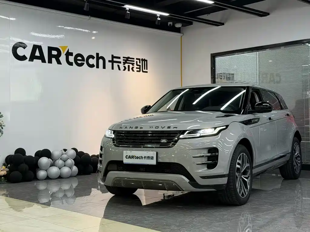 Land Rover Range Rover Evoque 2024 — фото 1