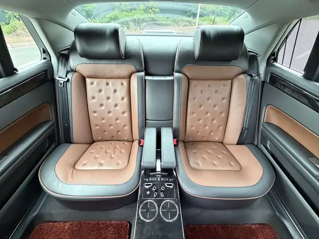 Volkswagen Phaeton 2016 — фото 14