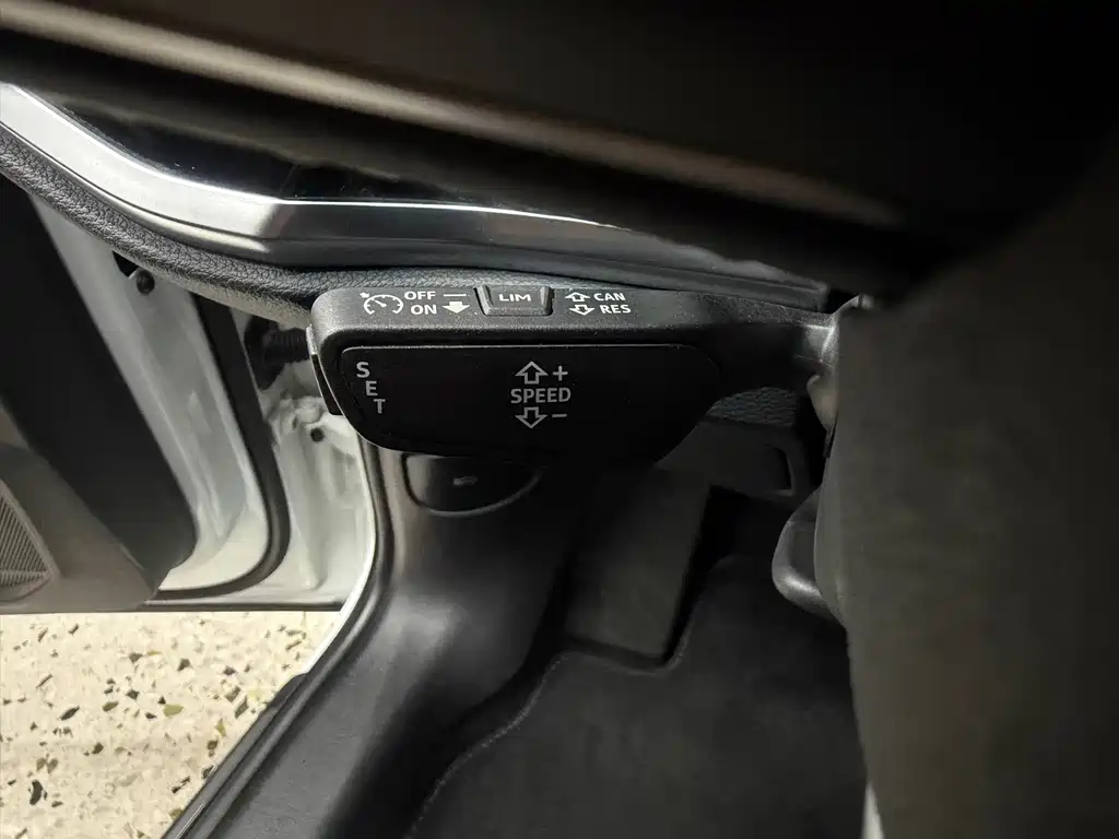Audi Q3 2023 — фото 22