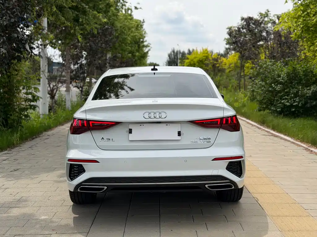 Audi A3 2022 — фото 23