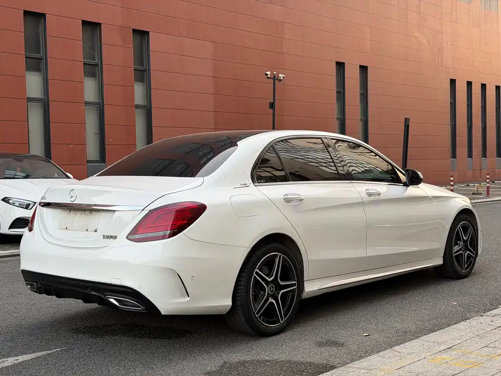 Mercedes-Benz C-Class 2020 — фото 18