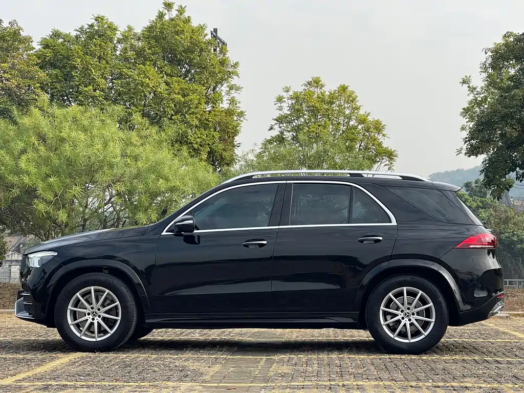 Mercedes-Benz GLE 2021 — фото 18