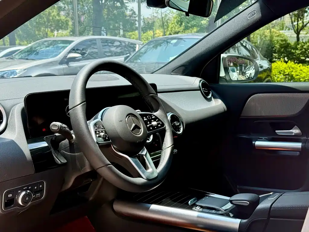 Mercedes-Benz GLA 2023 — фото 14