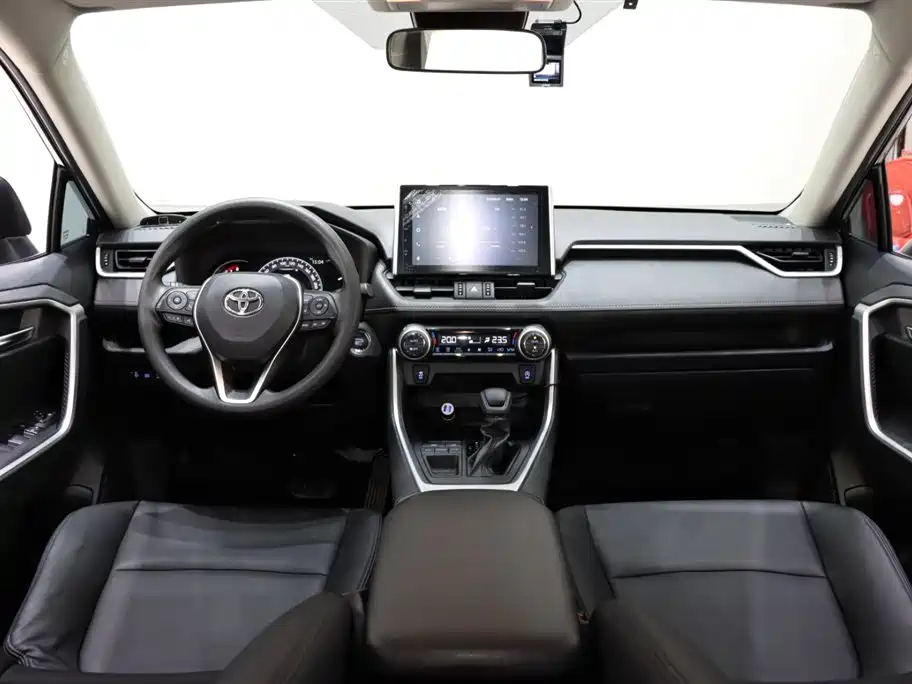 Toyota RAV4 2022 — фото 12
