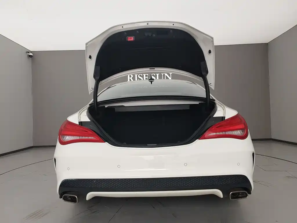 Mercedes-Benz CLA 2016