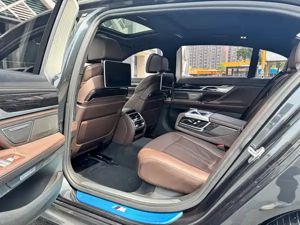 BMW 7 Series 2018