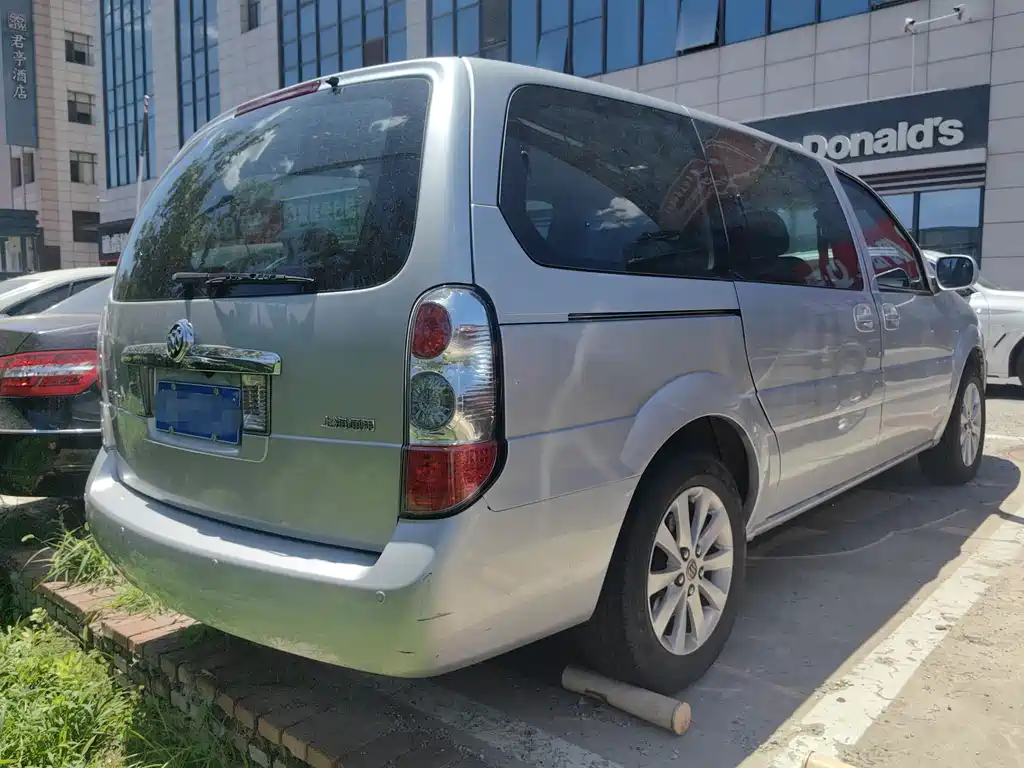 Buick GL8 2014