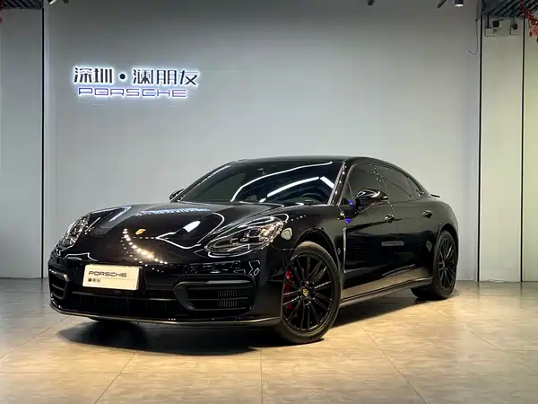 Porsche Panamera 2023