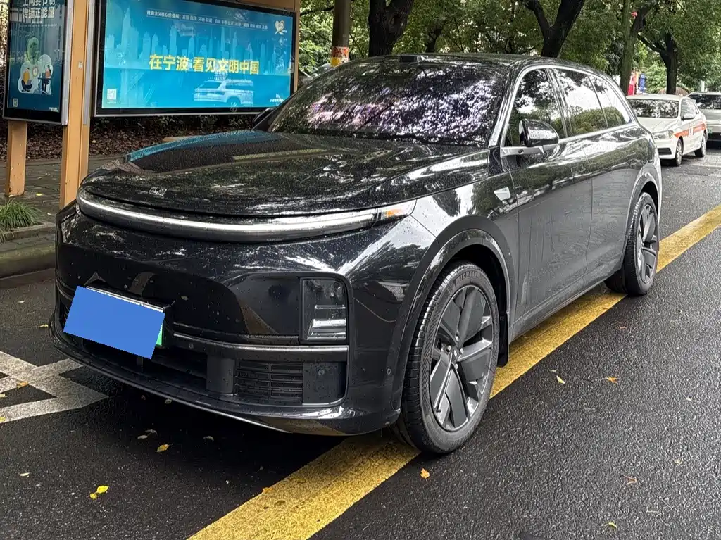 Li Auto Li L7 2025
