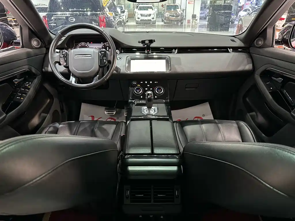 Land Rover Evoque 2020 — фото 9