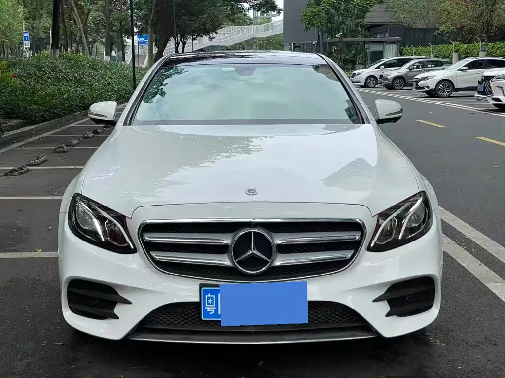 Mercedes-Benz E-Class 2020 — фото 10