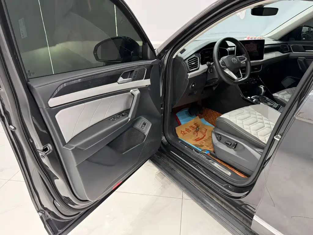 Volkswagen Tayron 2023