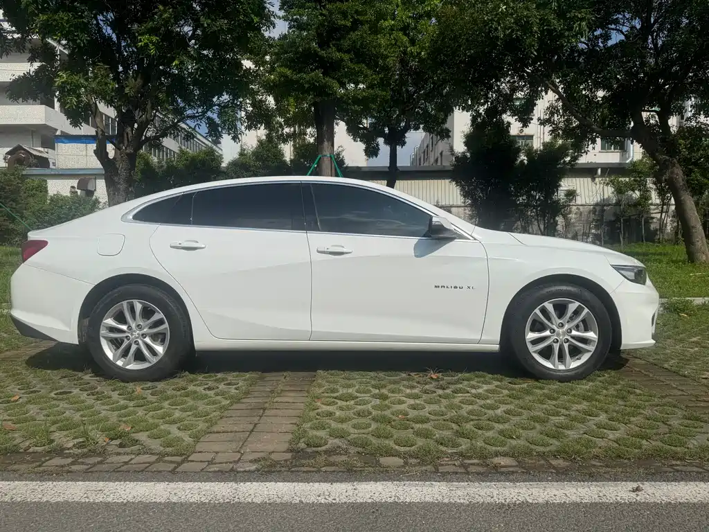 Chevrolet Malibu XL 2017 — фото 5
