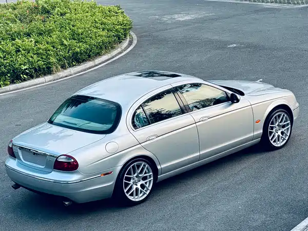Jaguar S-TYPE 2004