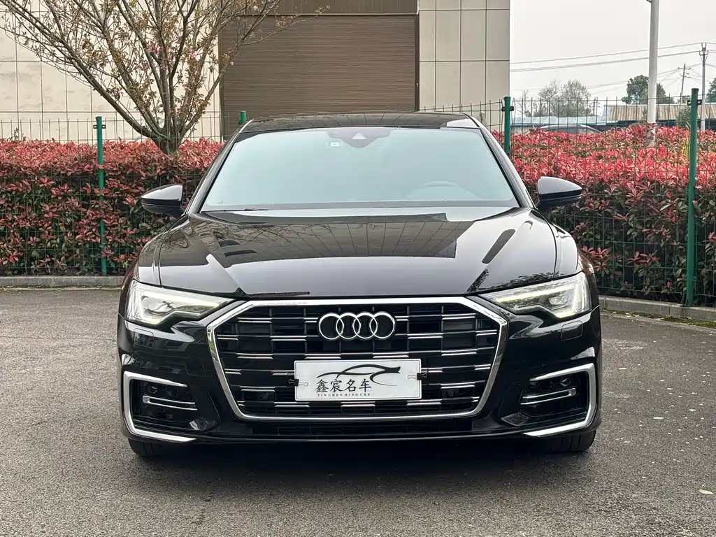 Audi A6L 2020 — фото 1
