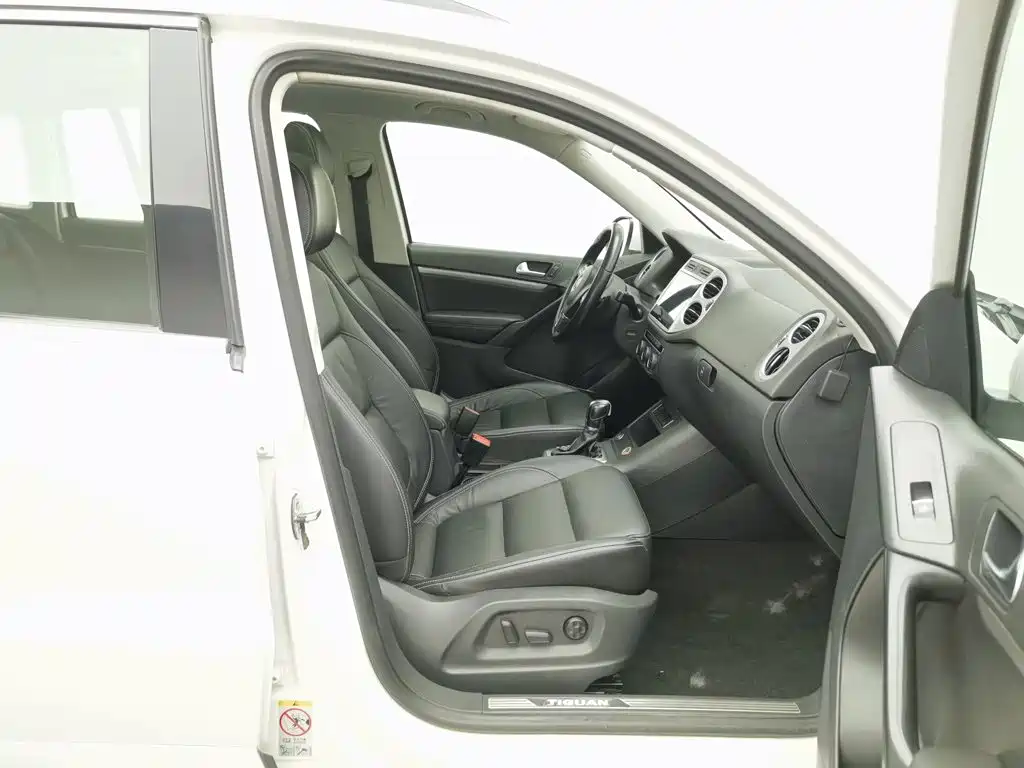 Volkswagen Tiguan 2016 — фото 23