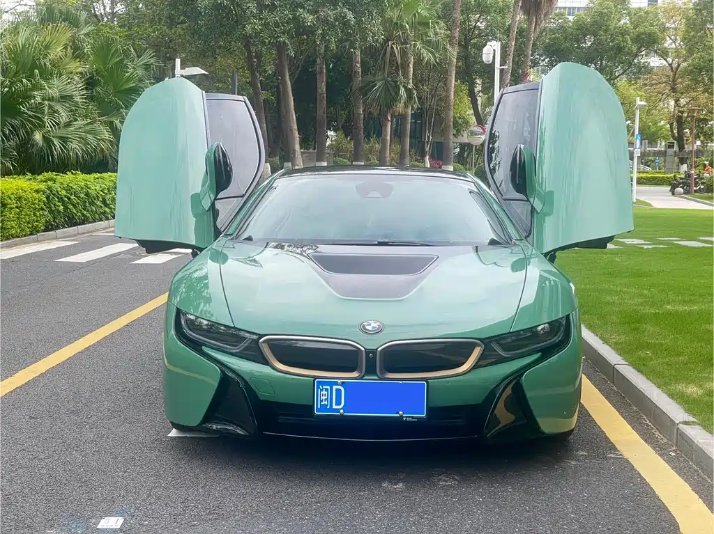 BMW i8 2016 — фото 2