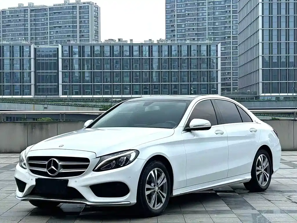 Mercedes-Benz C-Class 2017 — фото 1