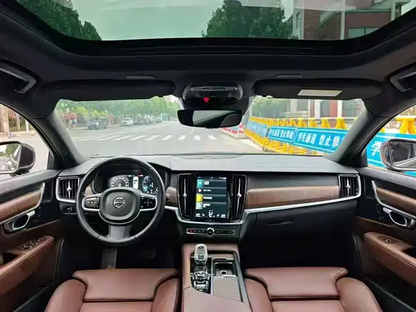 Volvo S90 2020
