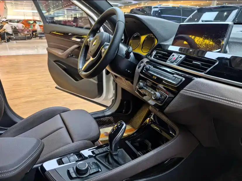 BMW X2 2020 — фото 24