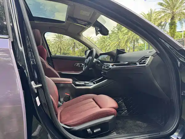 BMW i3 2023