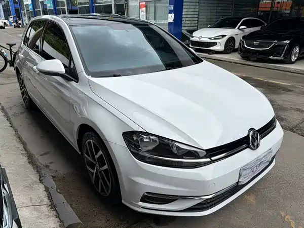 Volkswagen Golf 2020