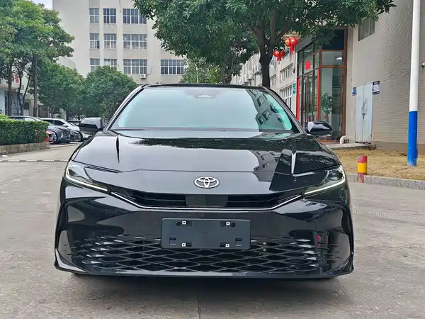 Toyota Camry 2024