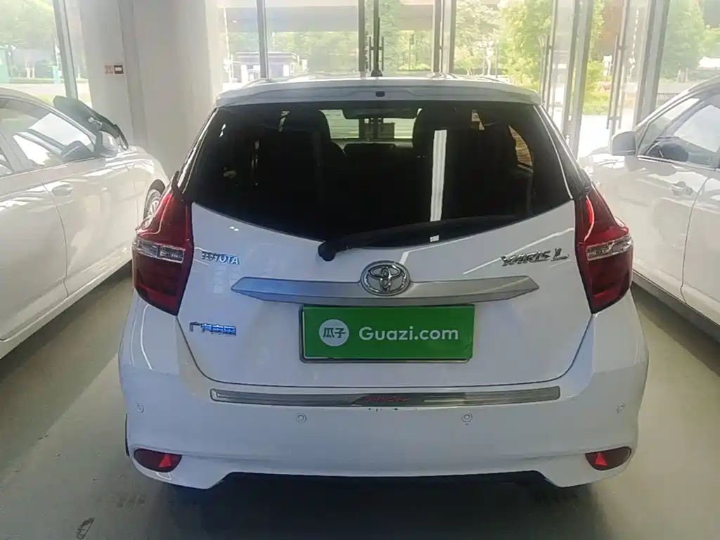 Toyota Yaris L 2016