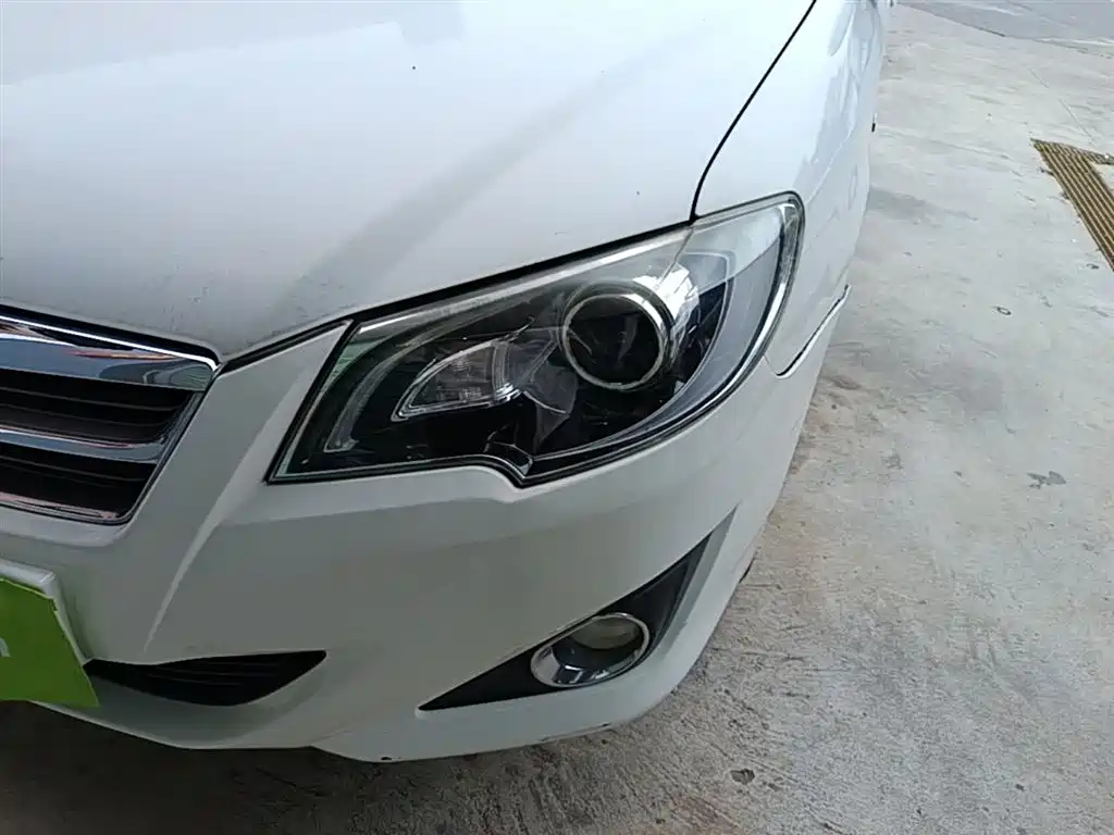 Toyota Corolla 2015 — фото 24