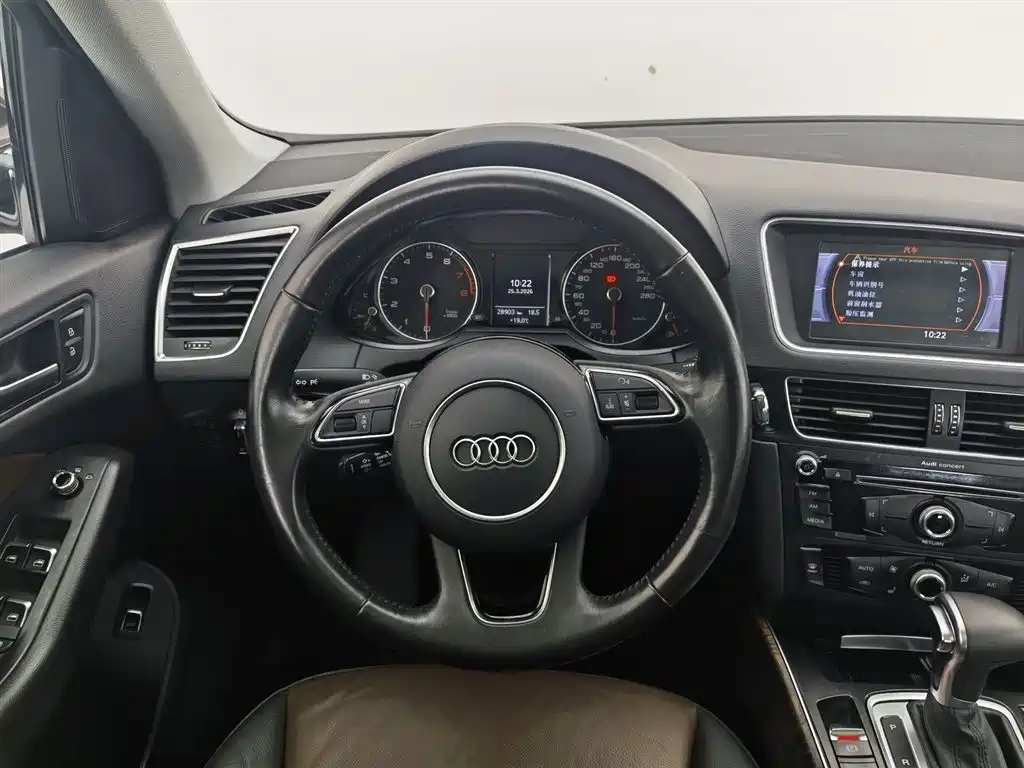 Audi Q5 2017 — фото 11