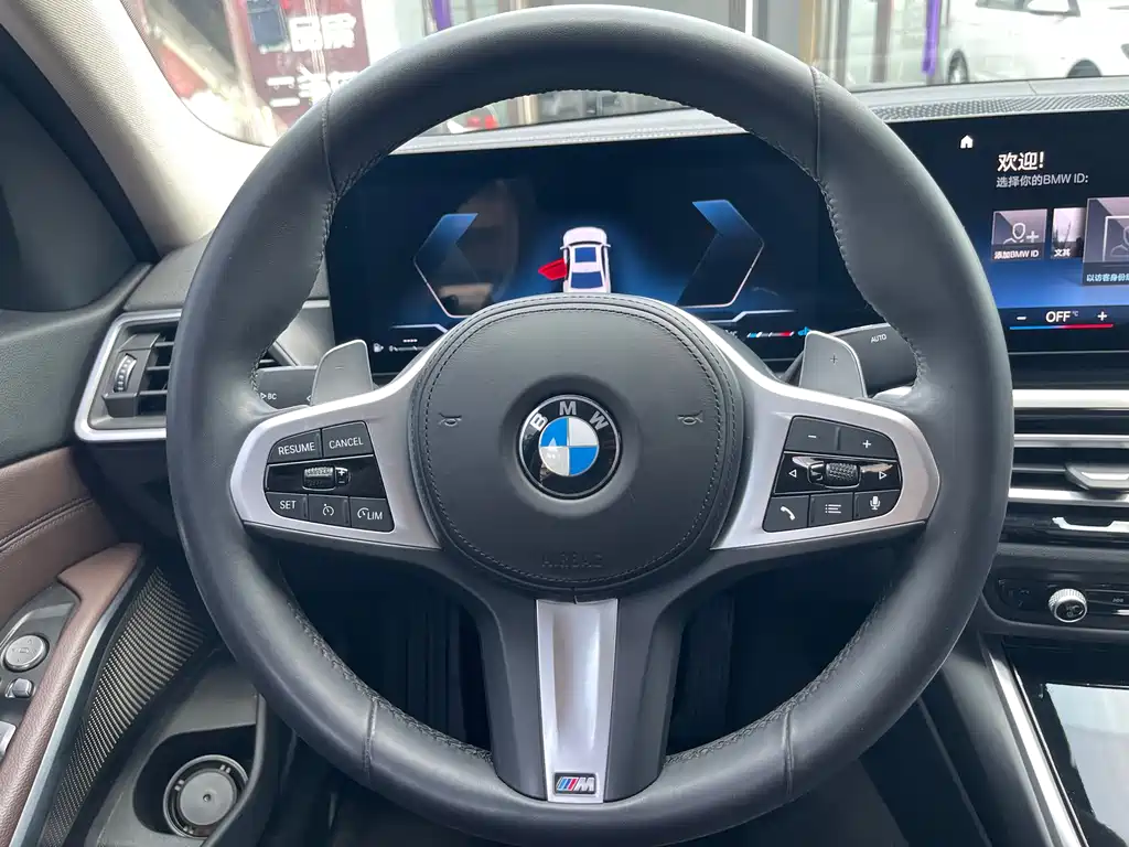 BMW 3 Series 2023 — фото 10