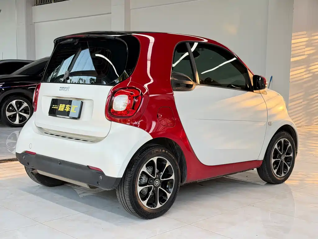 smart Fortwo 2017 — фото 6