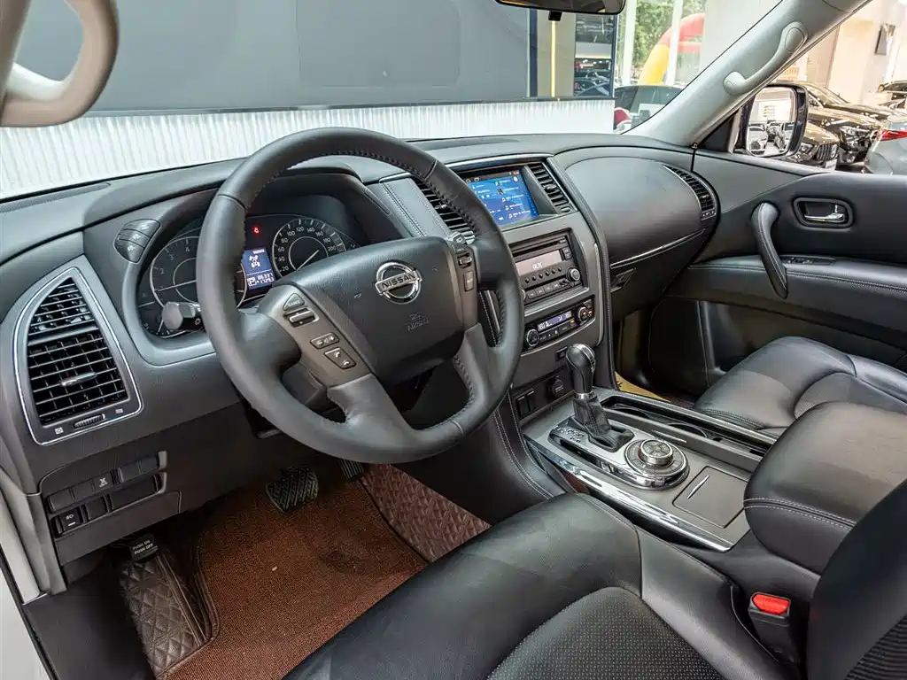 Nissan Patrol 2019 — фото 17