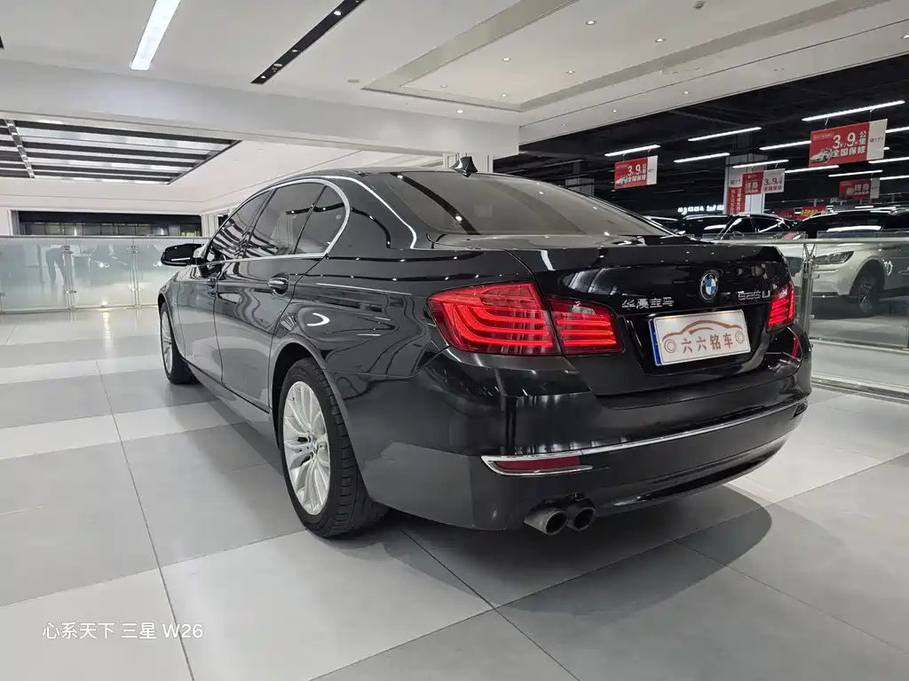 BMW 5 Series 2015 — фото 15