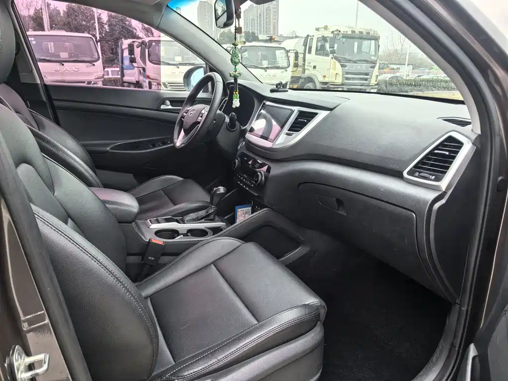 Hyundai Tucson 2016 — фото 6