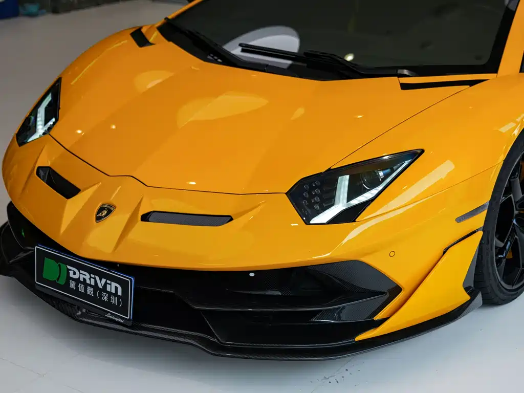 Lamborghini Aventador 2014 — фото 11