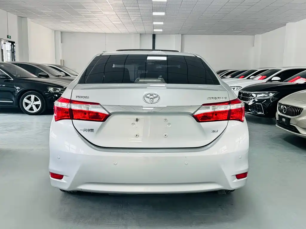 Toyota Corolla 2016 — фото 8