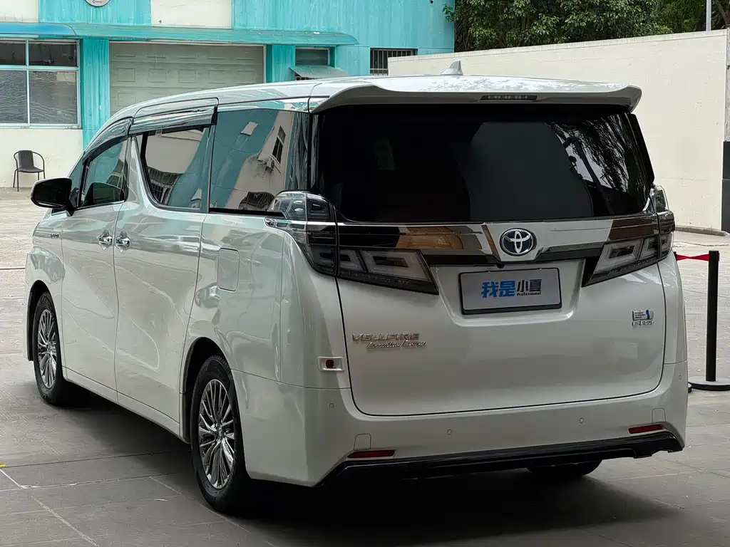 Toyota Vellfire 2021 — фото 3