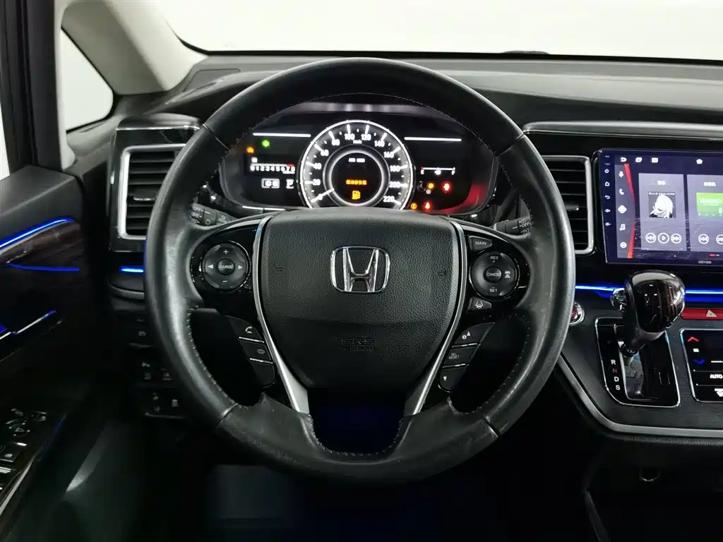 Honda Elysion 2018 — фото 11