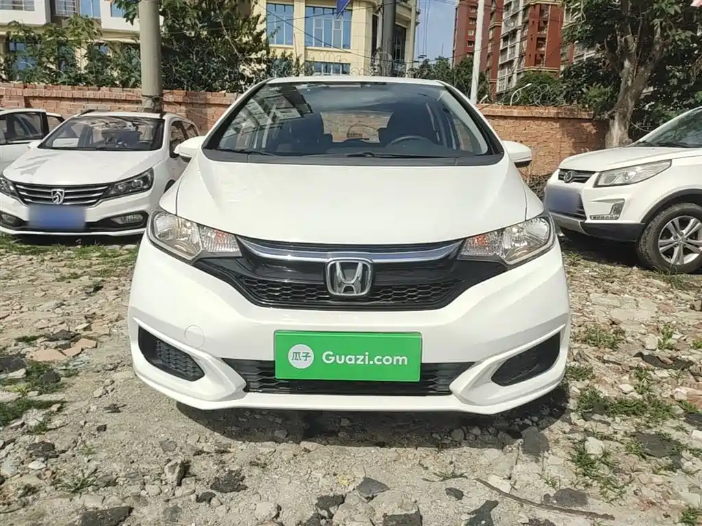 Honda Fit 2018 — фото 3