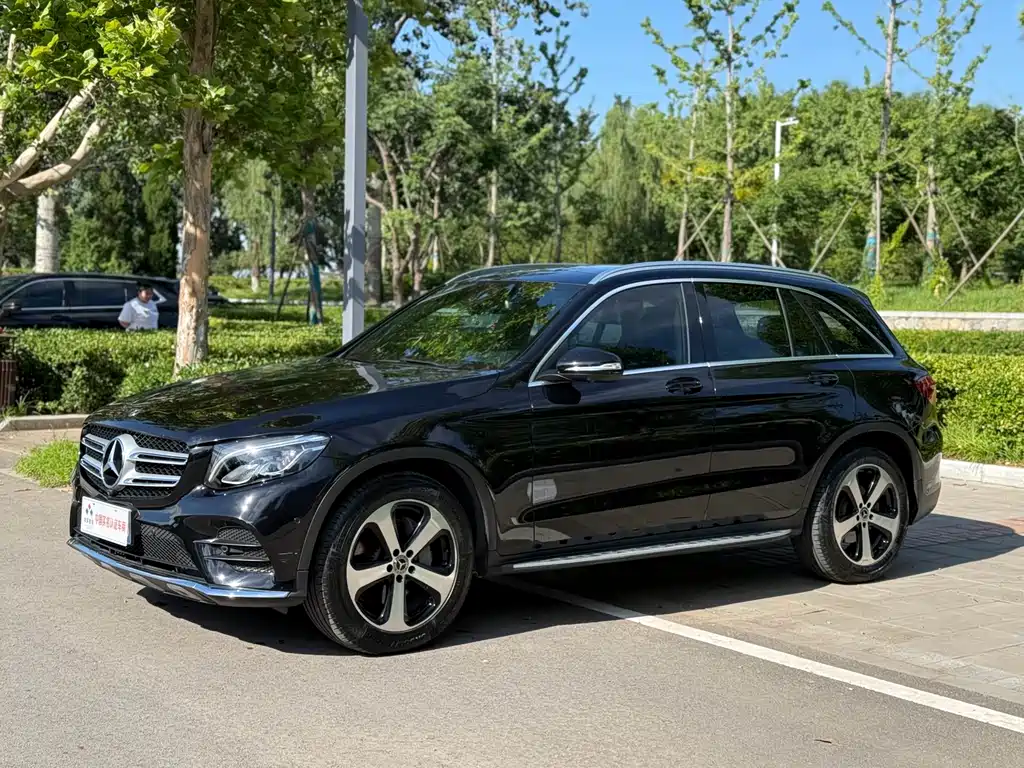 Mercedes-Benz GLC 2018 — фото 1