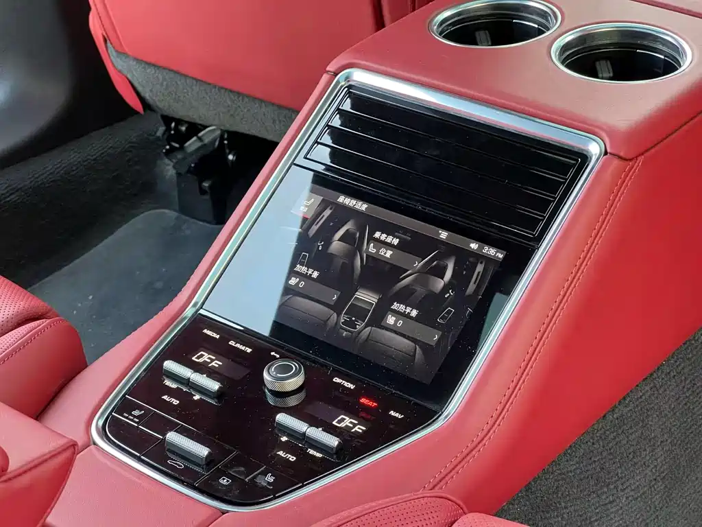 Porsche Panamera 2022 — фото 22
