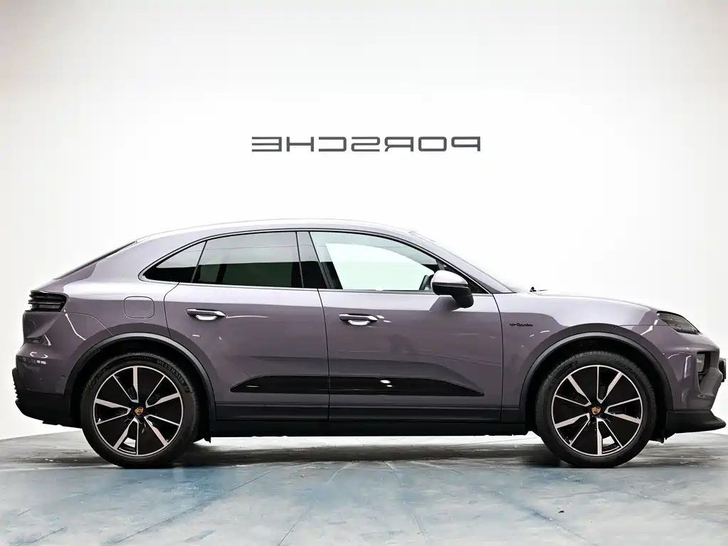 Porsche Macan EV 2025 — фото 5